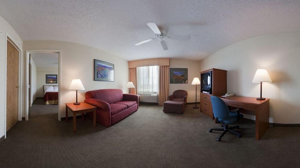 Holiday Inn Express Peoria North - Glendale By Ihg Ngoại thất bức ảnh