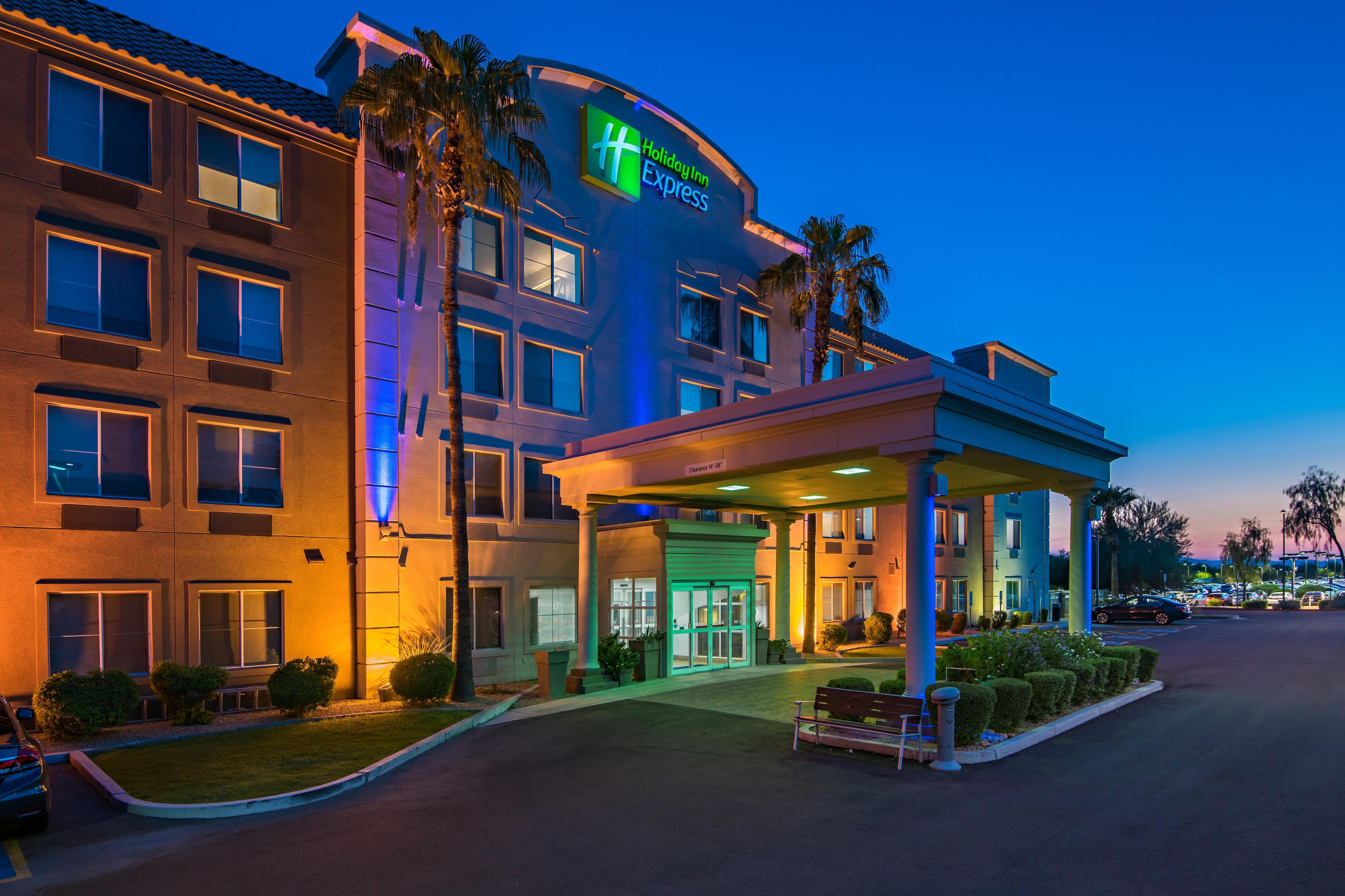 Holiday Inn Express Peoria North - Glendale By Ihg Ngoại thất bức ảnh