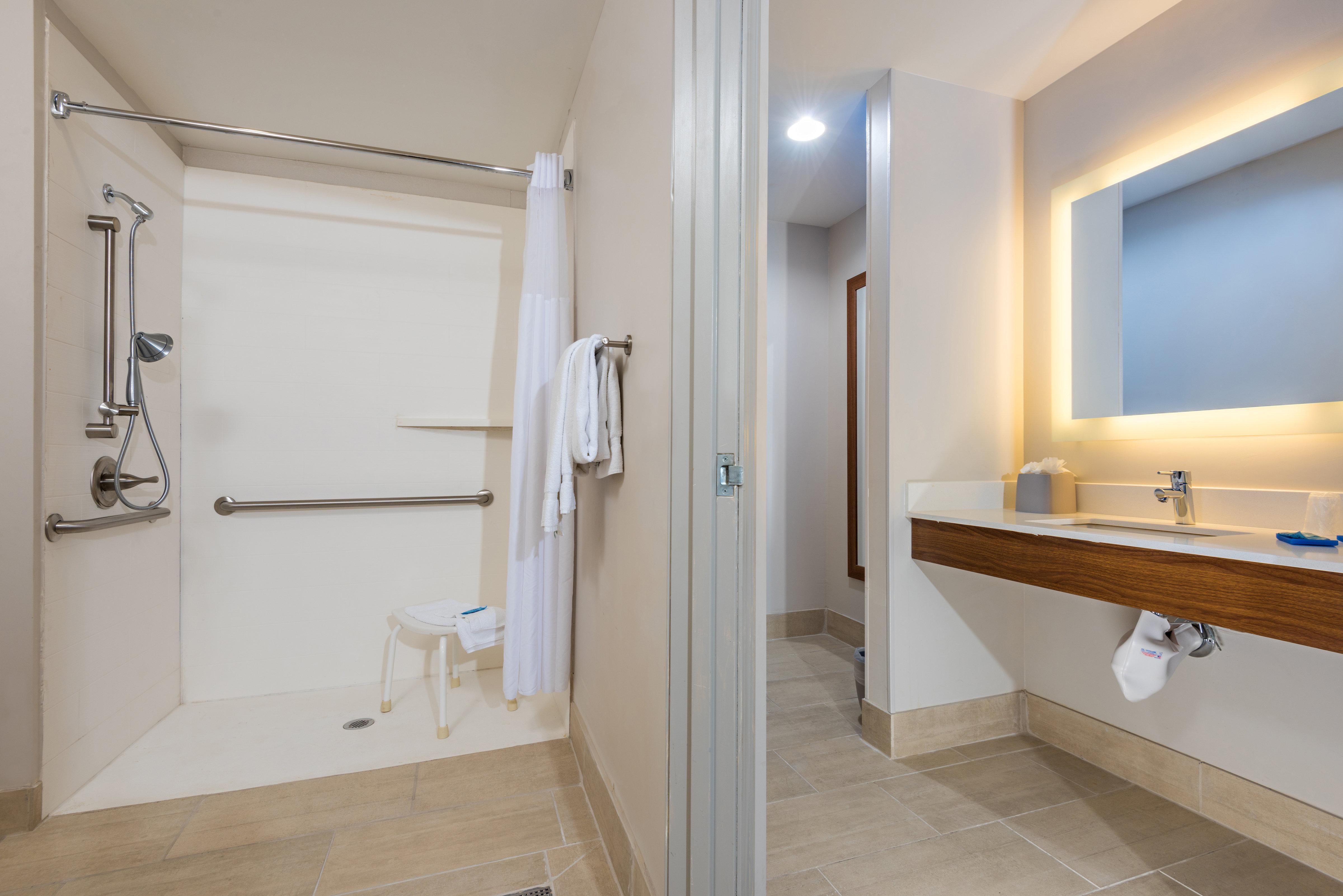 Holiday Inn Express Peoria North - Glendale By Ihg Ngoại thất bức ảnh