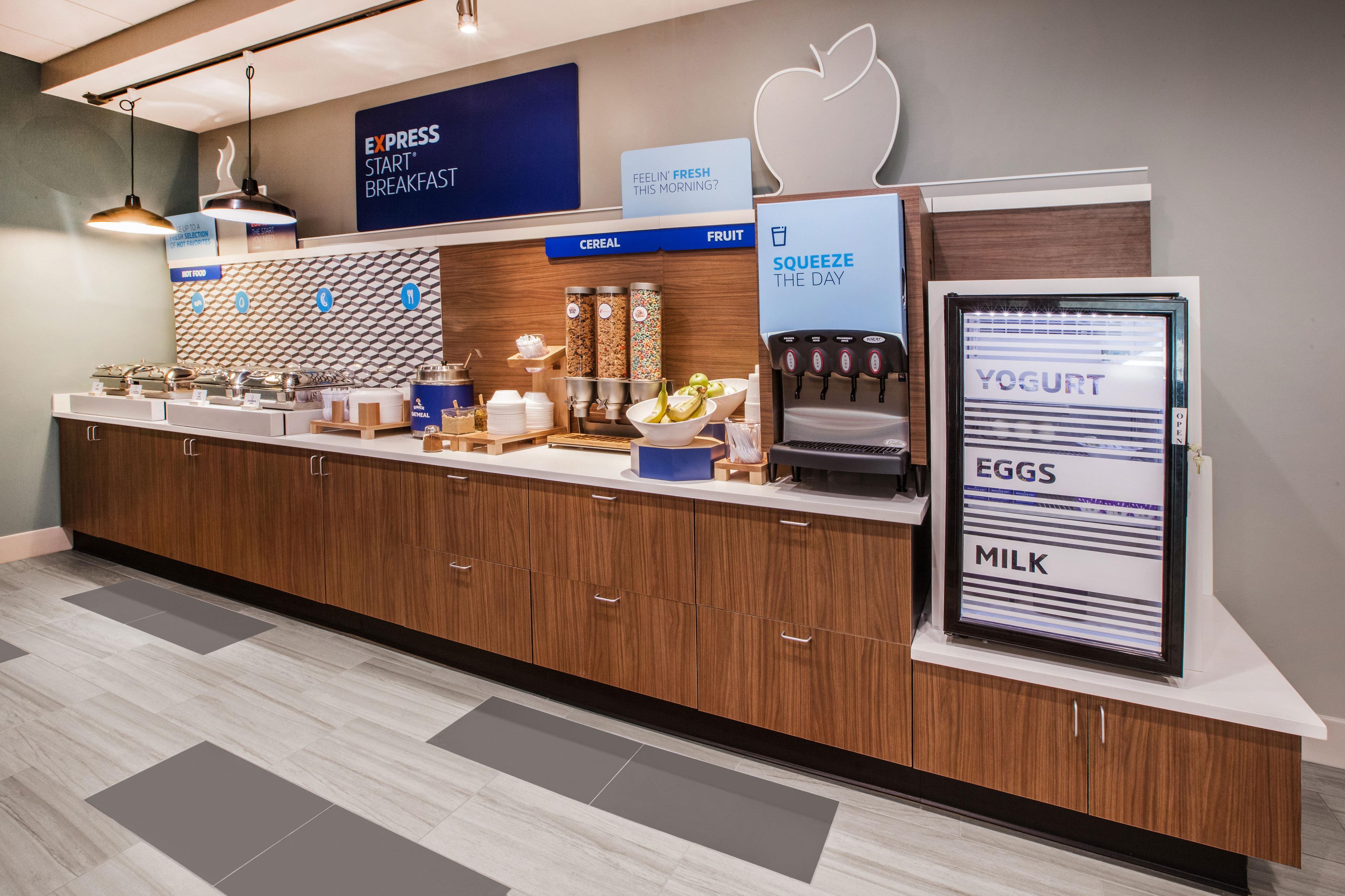 Holiday Inn Express Peoria North - Glendale By Ihg Ngoại thất bức ảnh