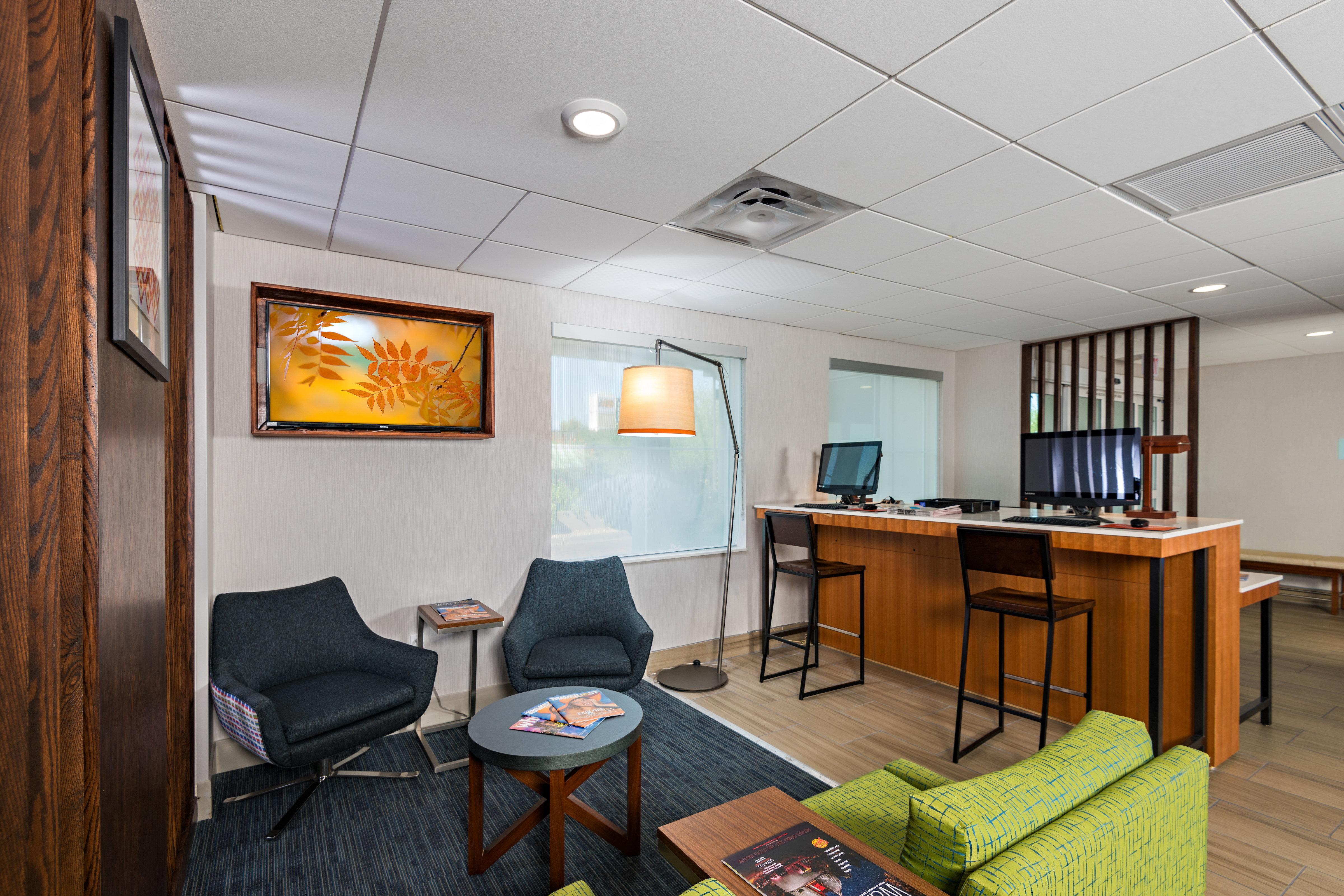 Holiday Inn Express Peoria North - Glendale By Ihg Ngoại thất bức ảnh