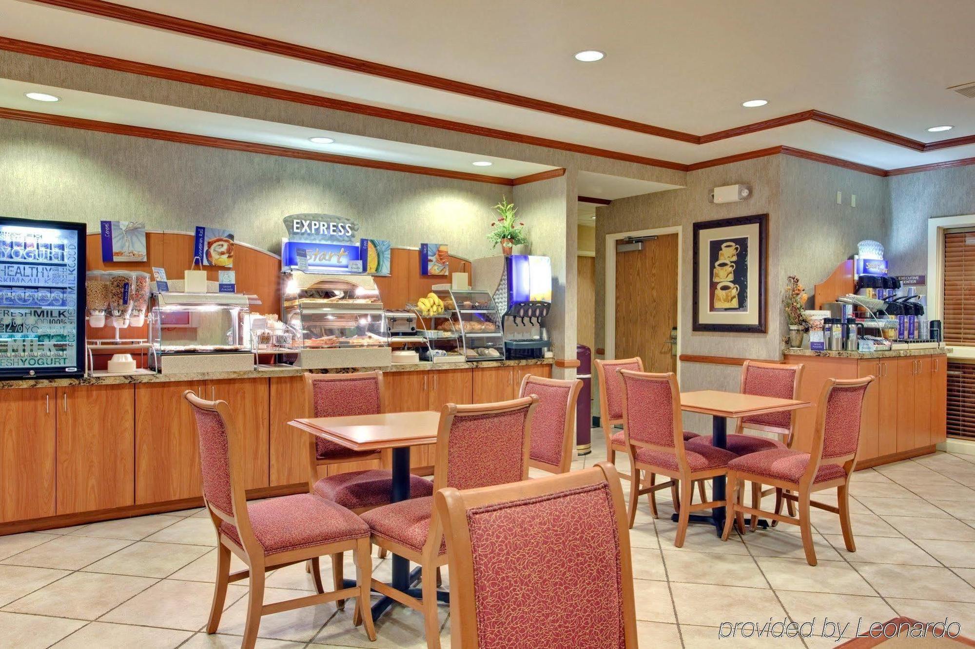 Holiday Inn Express Peoria North - Glendale By Ihg Ngoại thất bức ảnh